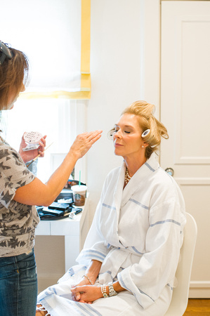 006-elisabeth-whit-gettingready