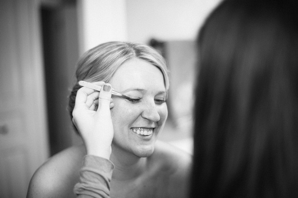 005-blakeslee-tripp-gettingready