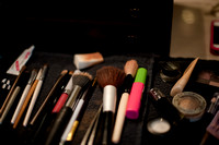 016-blakeslee-tripp-gettingready